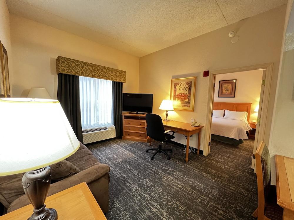 Hyatt House Colorado Springs Airport 호텔 외부 사진