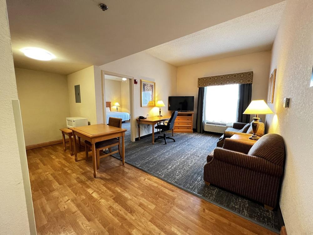 Hyatt House Colorado Springs Airport 호텔 외부 사진