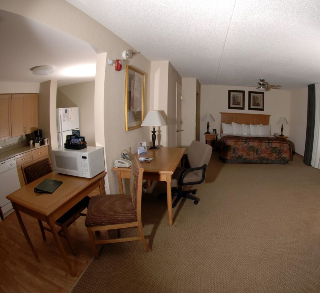Hyatt House Colorado Springs Airport 호텔 객실 사진